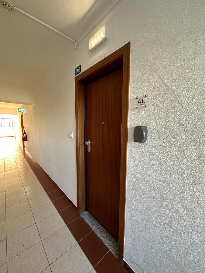 Charming Apartment In Portimao Wi-Fi/Ac Luaran gambar