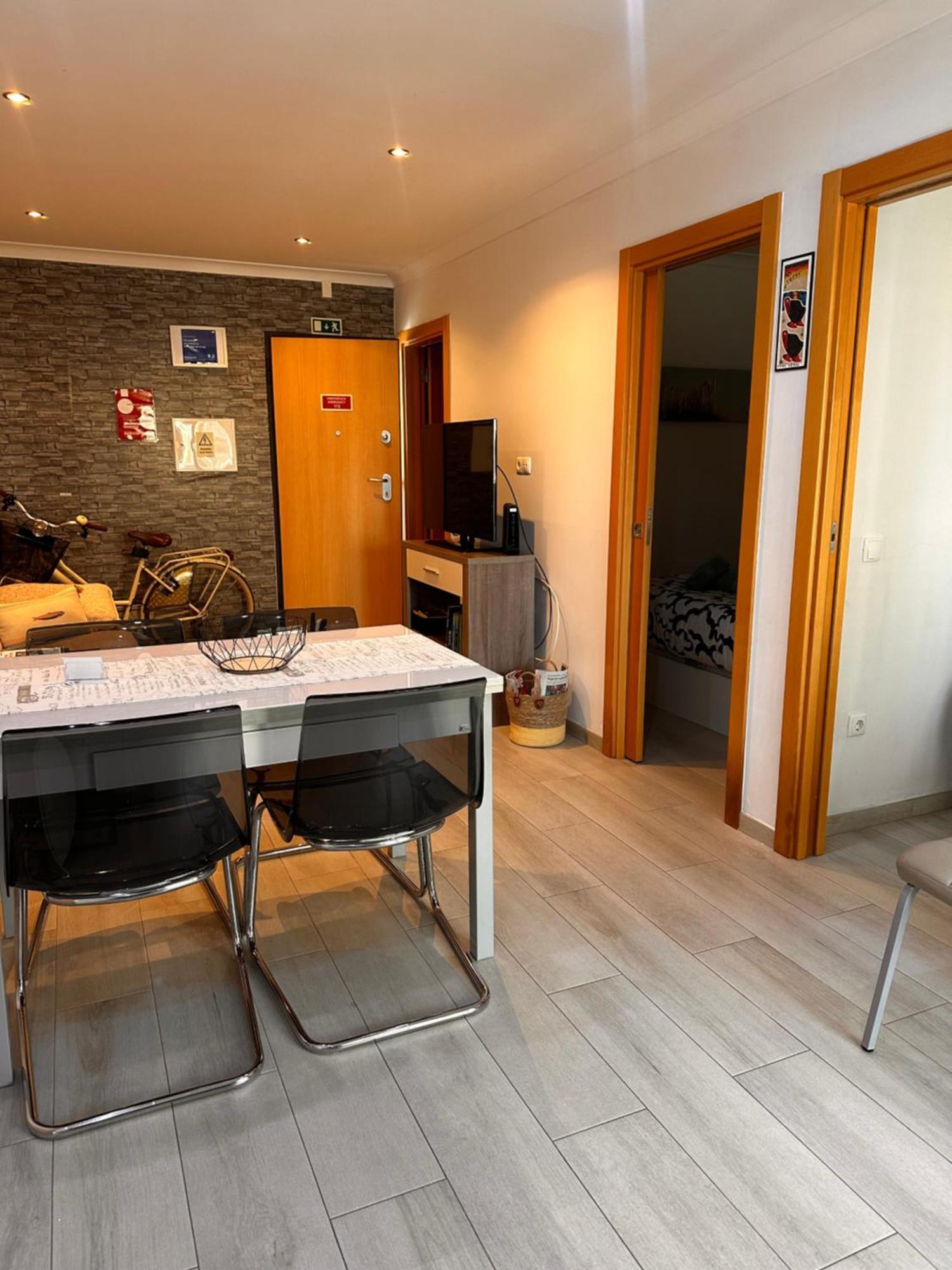 Charming Apartment In Portimao Wi-Fi/Ac Luaran gambar