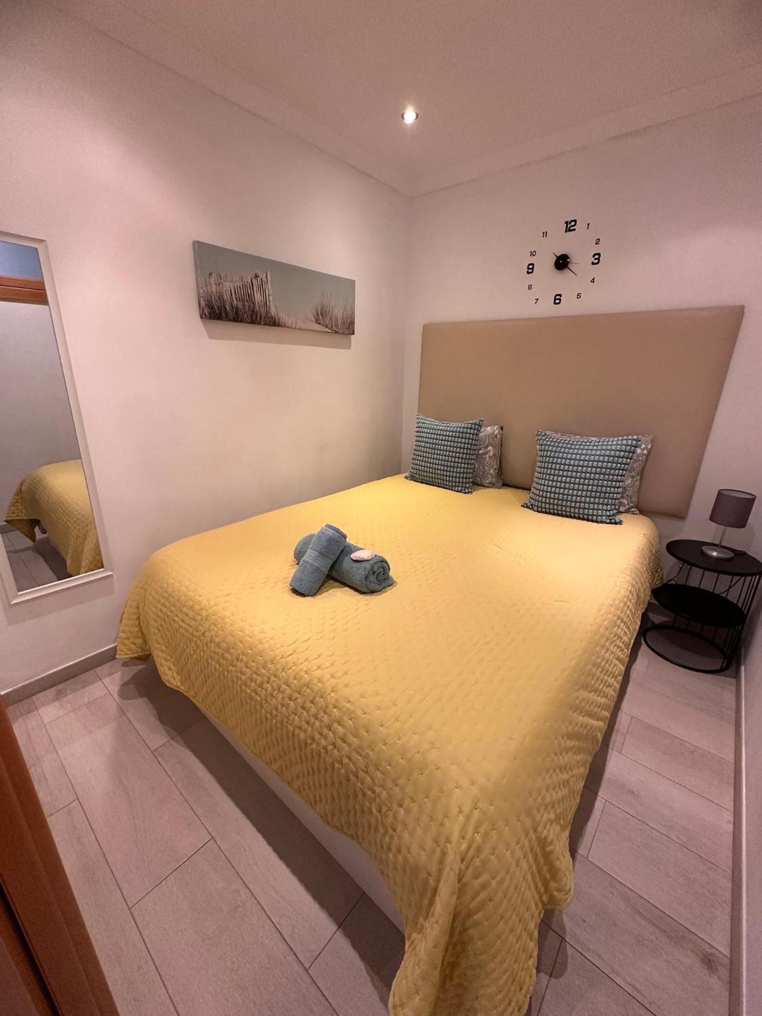 Charming Apartment In Portimao Wi-Fi/Ac Luaran gambar