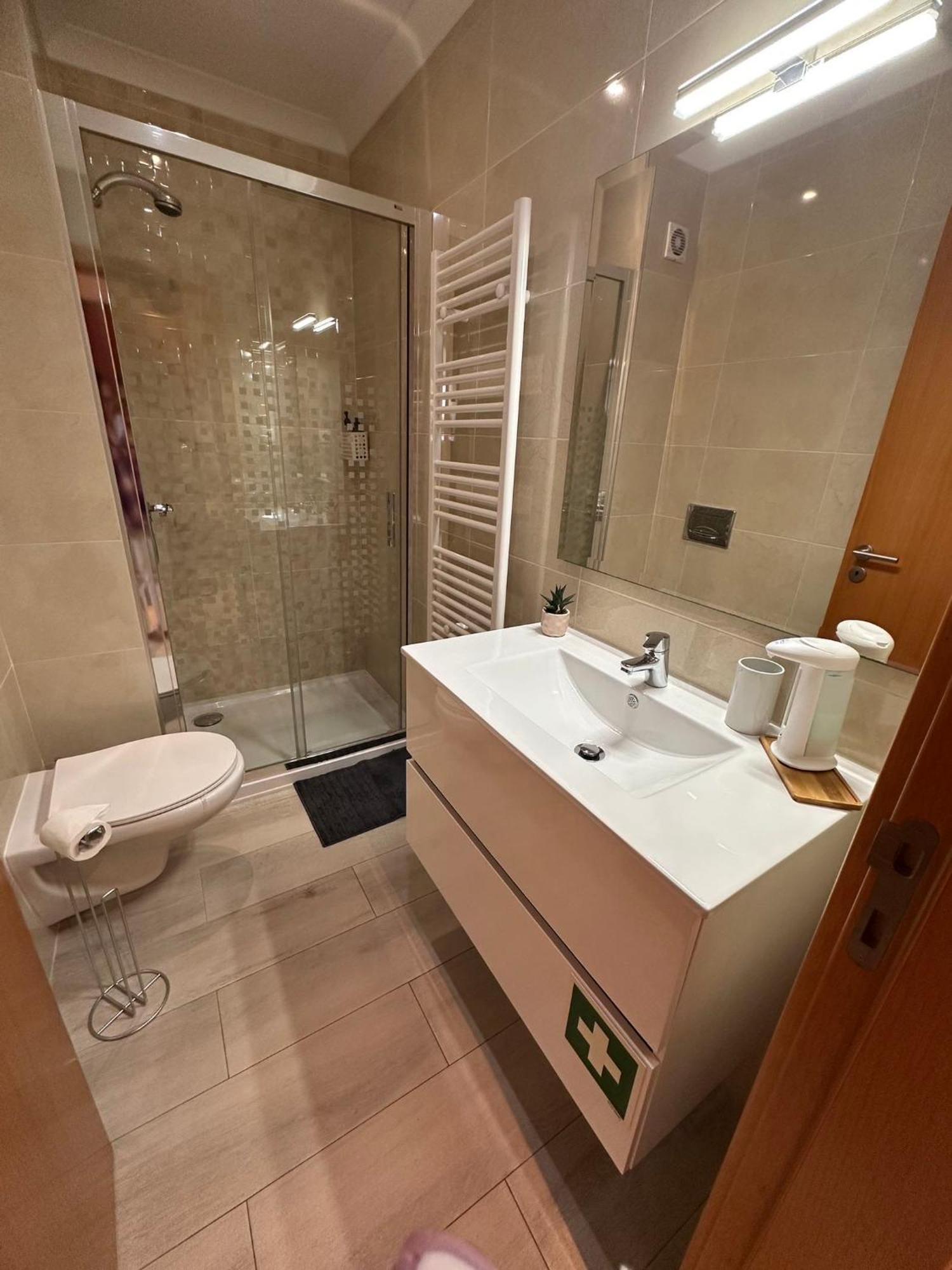 Charming Apartment In Portimao Wi-Fi/Ac Luaran gambar